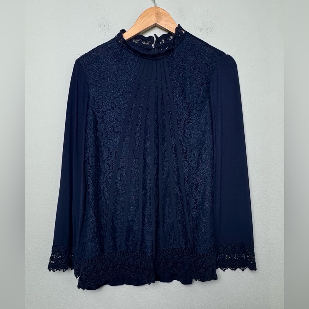 Chicos‎ Lace Front Top Long Sleeve Modest Blouse Deep Navy Chicos Size 0/Small